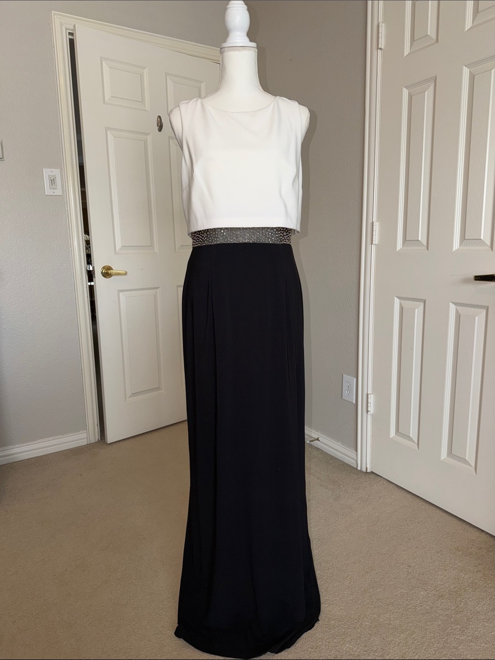 Betsy & Adam Black Maxi Dress with White Bodice and Sparkle Waist, size 12
